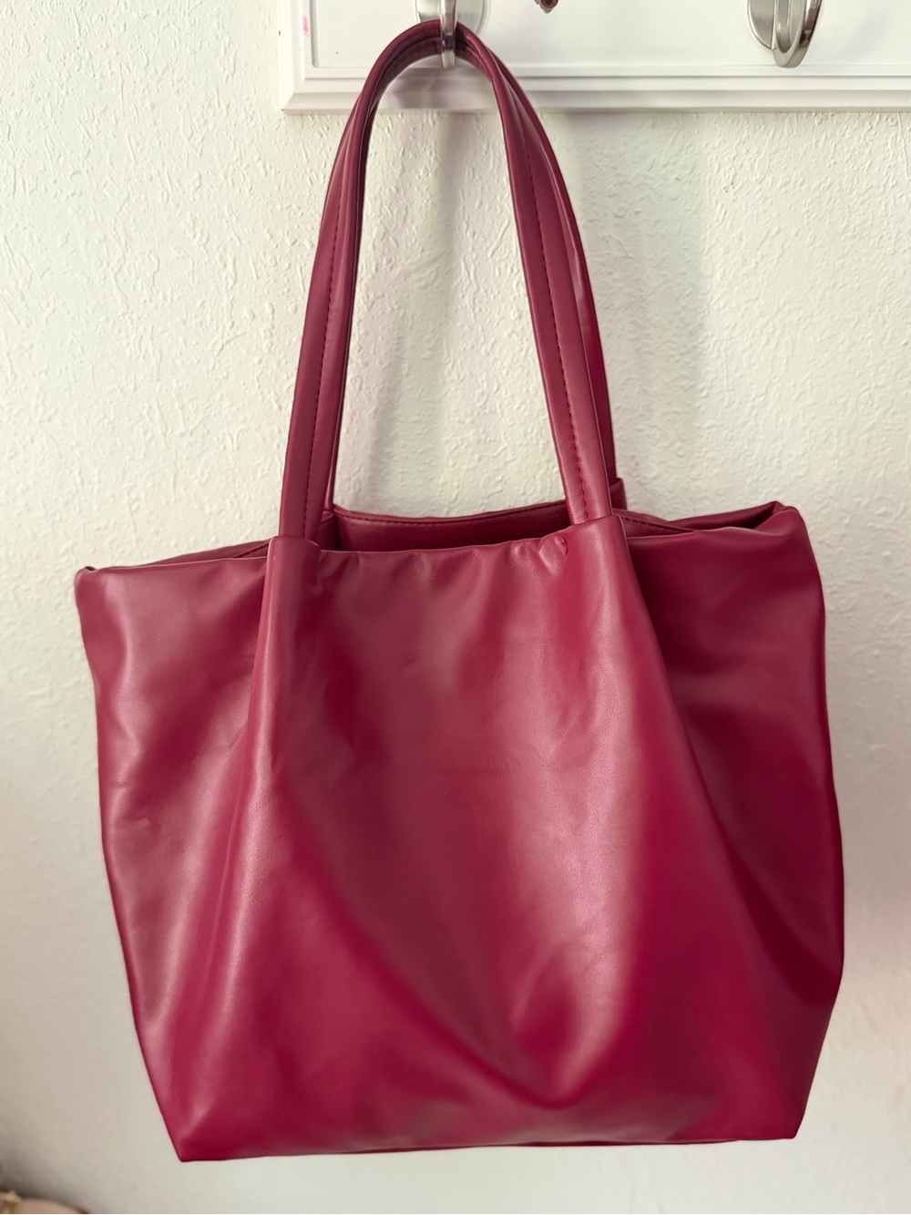 Neiman Marcus Burgundy Tote Bag - Smooth Leather Shoulder Tote